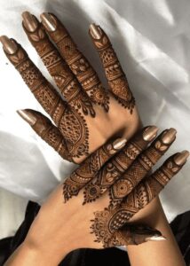 detail mehndi