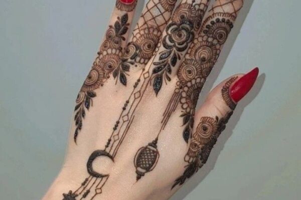 Night Sky Henna Art: A New Collection